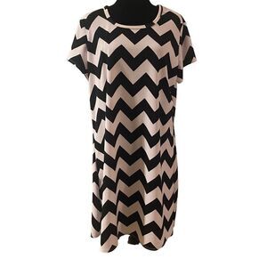 American City Wear Black and White Chevron Sheath Dress Size 2XL